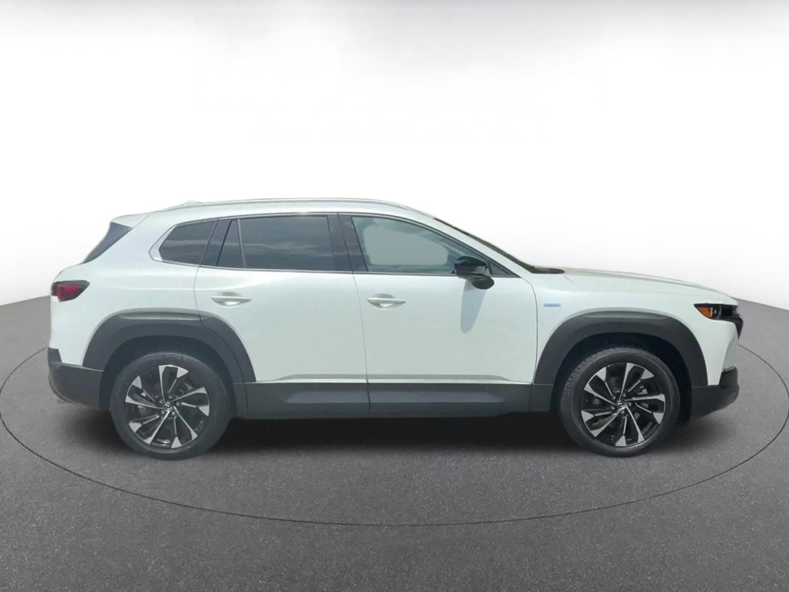 Thumbnail: 2025 Mazda CX-50 - 17