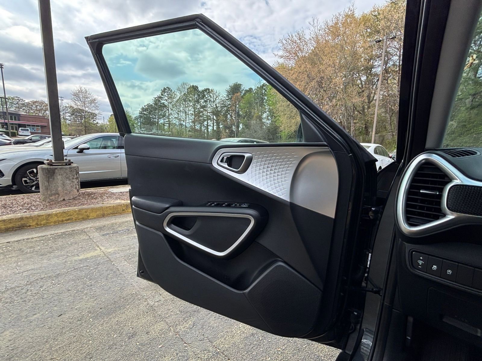 Thumbnail: 2025 Kia Soul - 18