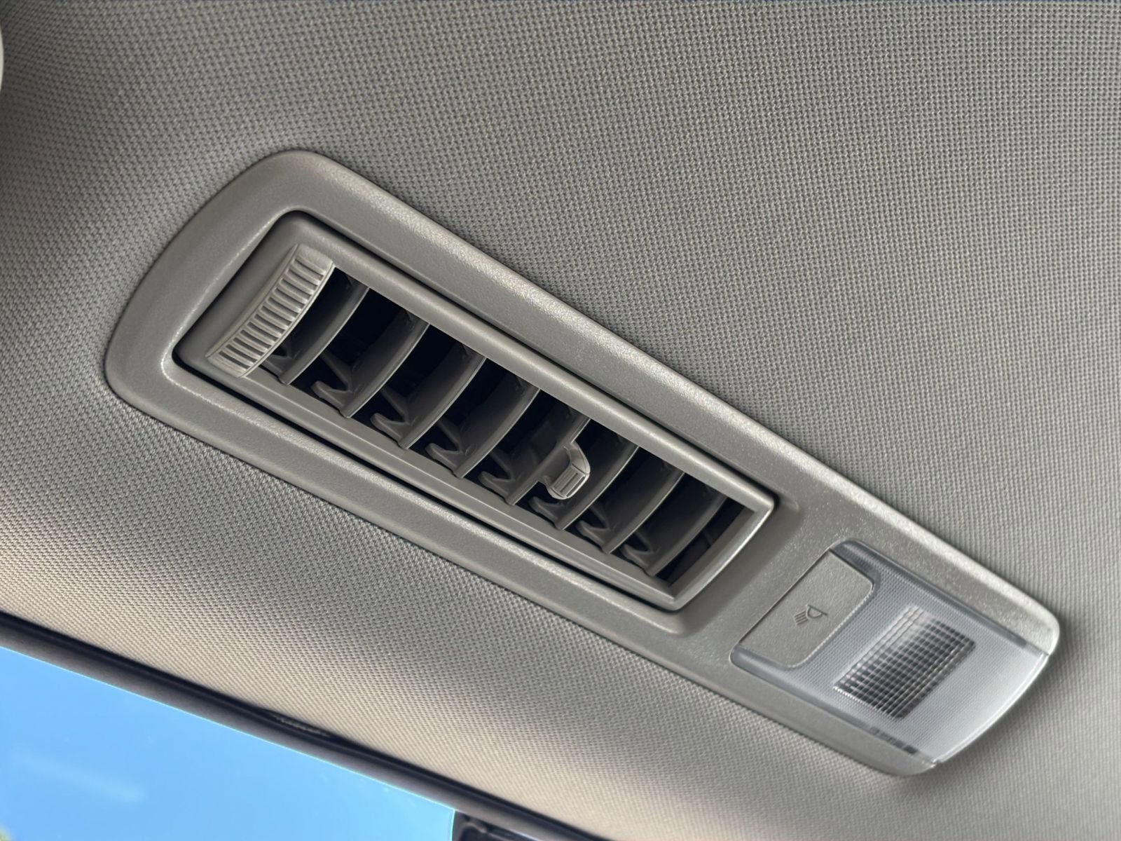 Thumbnail: 2025 Toyota Grand Highlander - 24