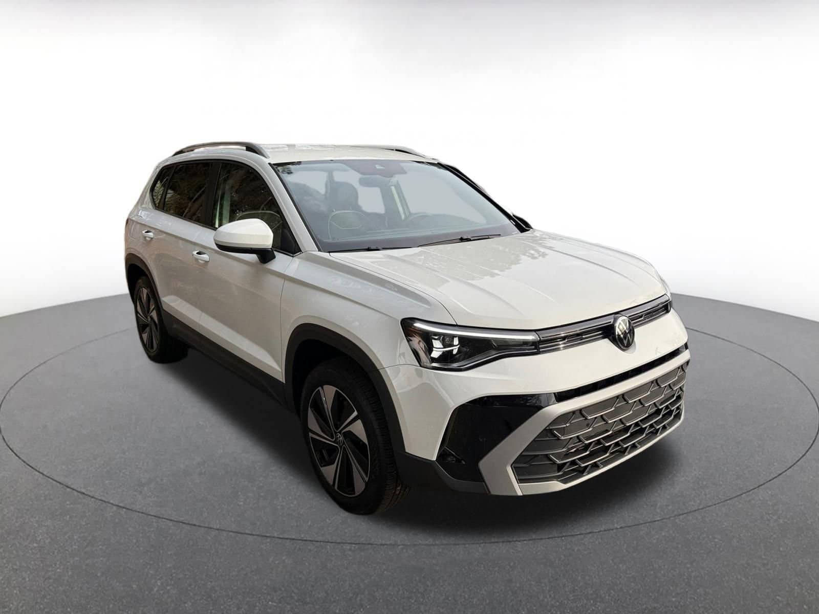 Thumbnail: 2025 Volkswagen Taos - 1