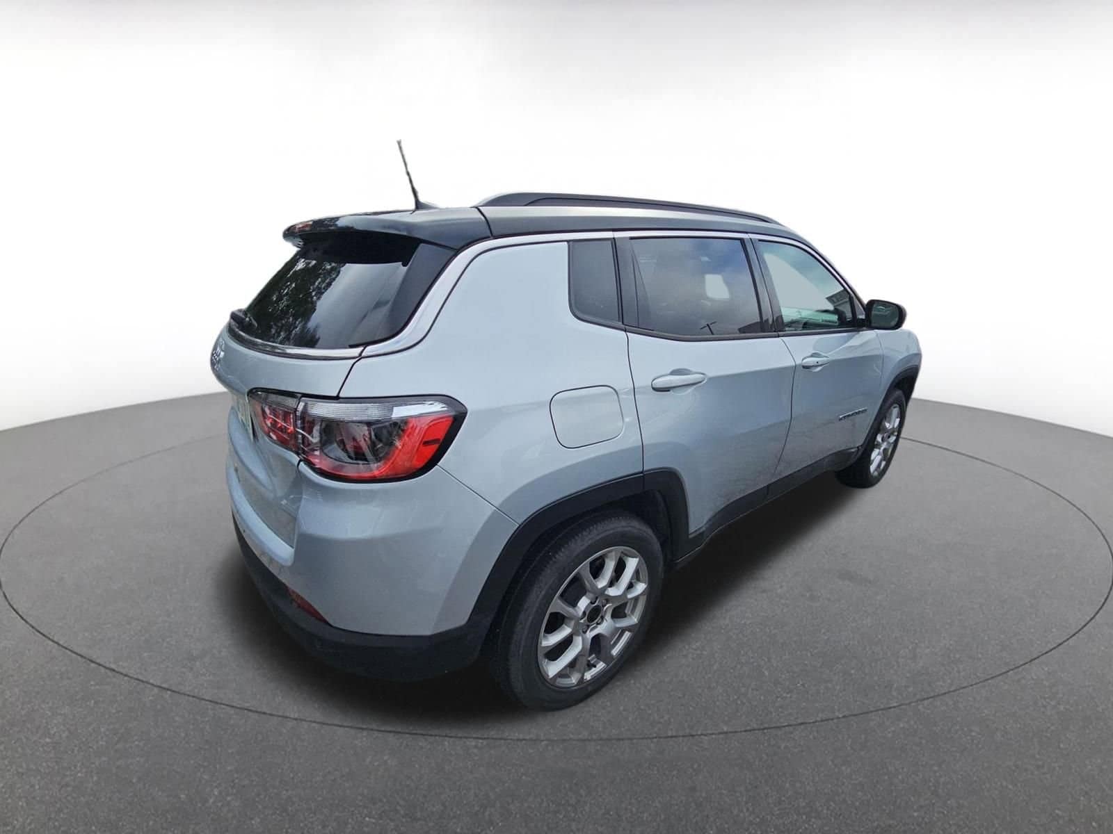 Thumbnail: 2025 Jeep Compass - 8