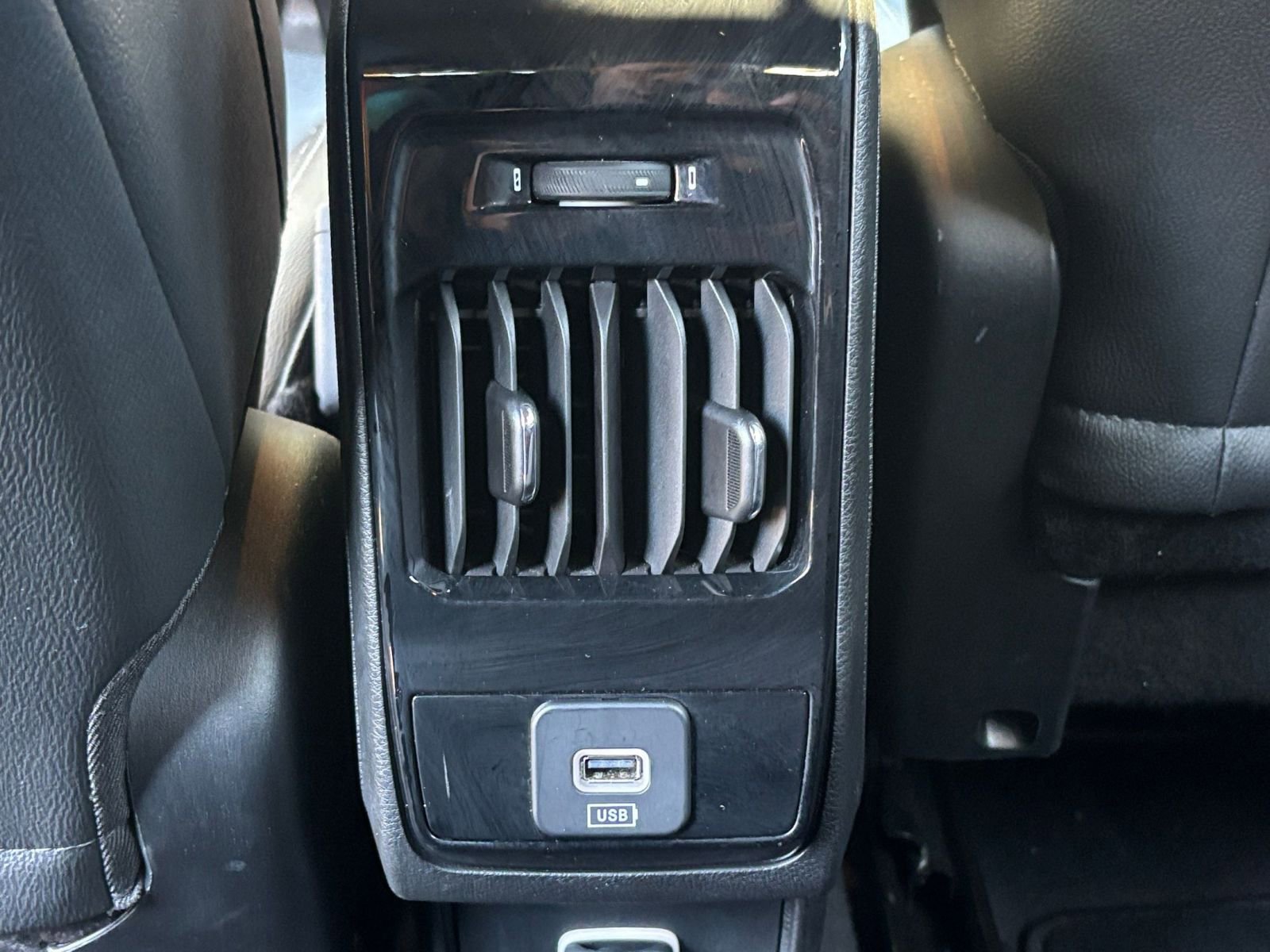 Thumbnail: 2025 Jeep Compass - 23