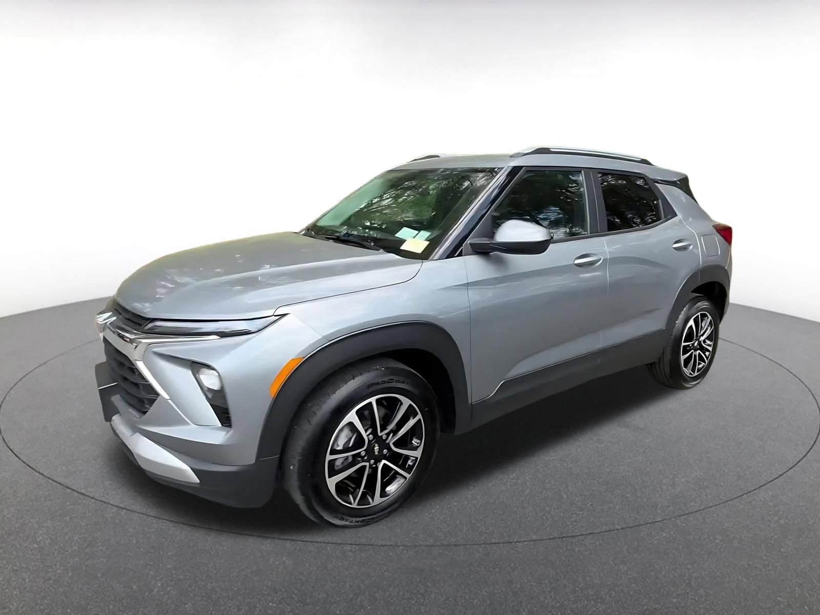 Thumbnail: 2025 Chevrolet TrailBlazer - 8