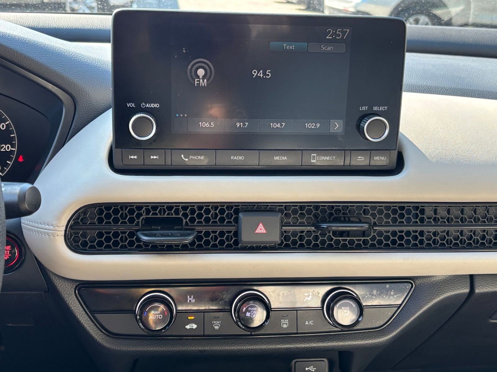 Thumbnail: 2025 Honda HR-V - 20