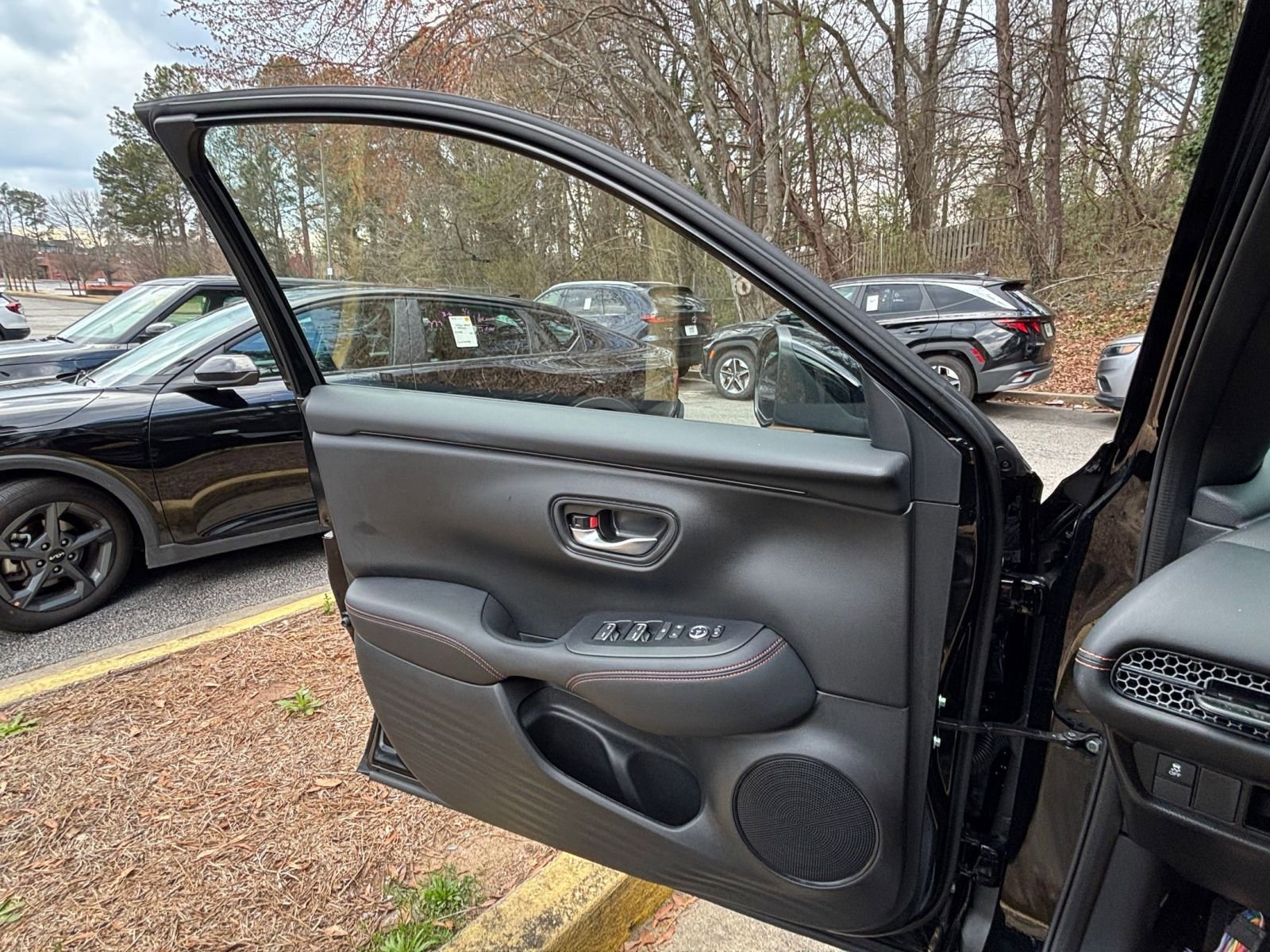 Thumbnail: 2025 Honda HR-V - 18