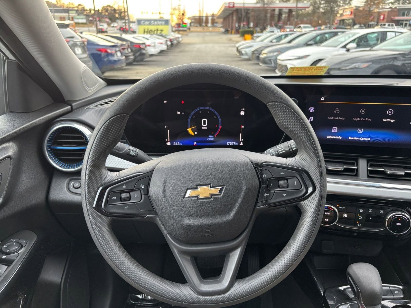 Thumbnail: 2025 Chevrolet Trax - 28