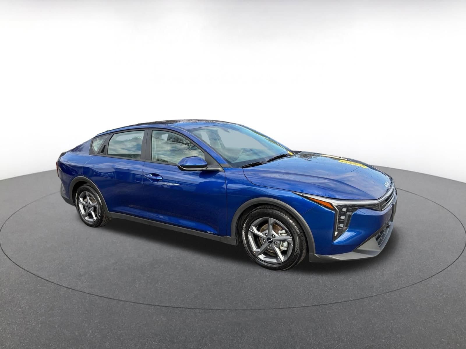 Thumbnail: 2025 Kia K4 - 1