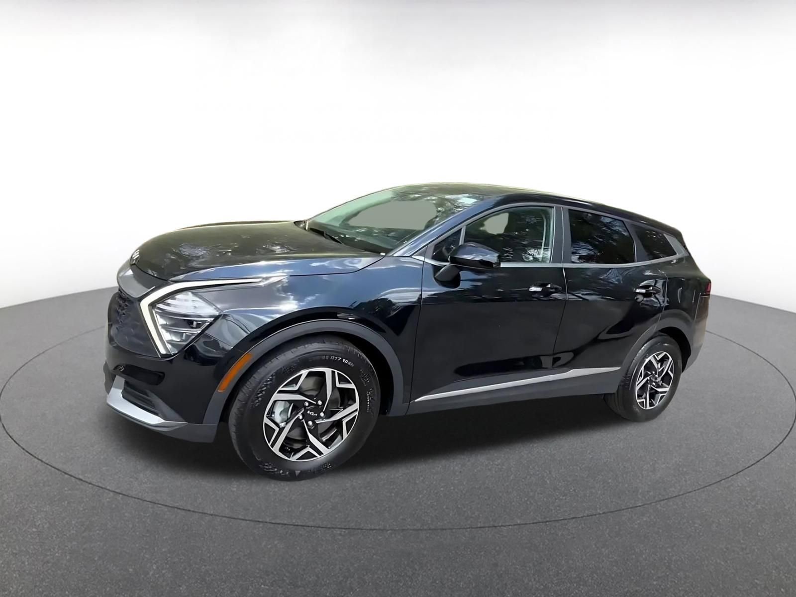 Thumbnail: 2025 Kia Sportage - 8