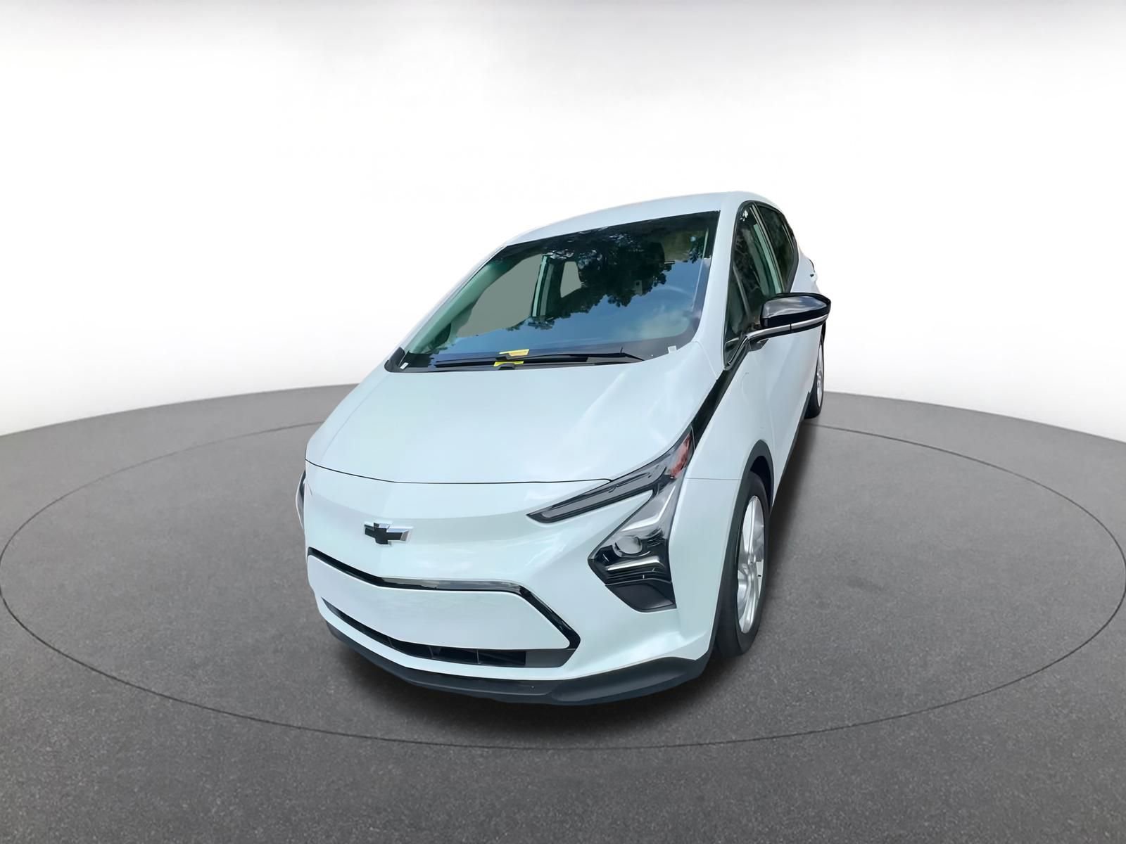 Thumbnail: 2023 Chevrolet Bolt EV - 6