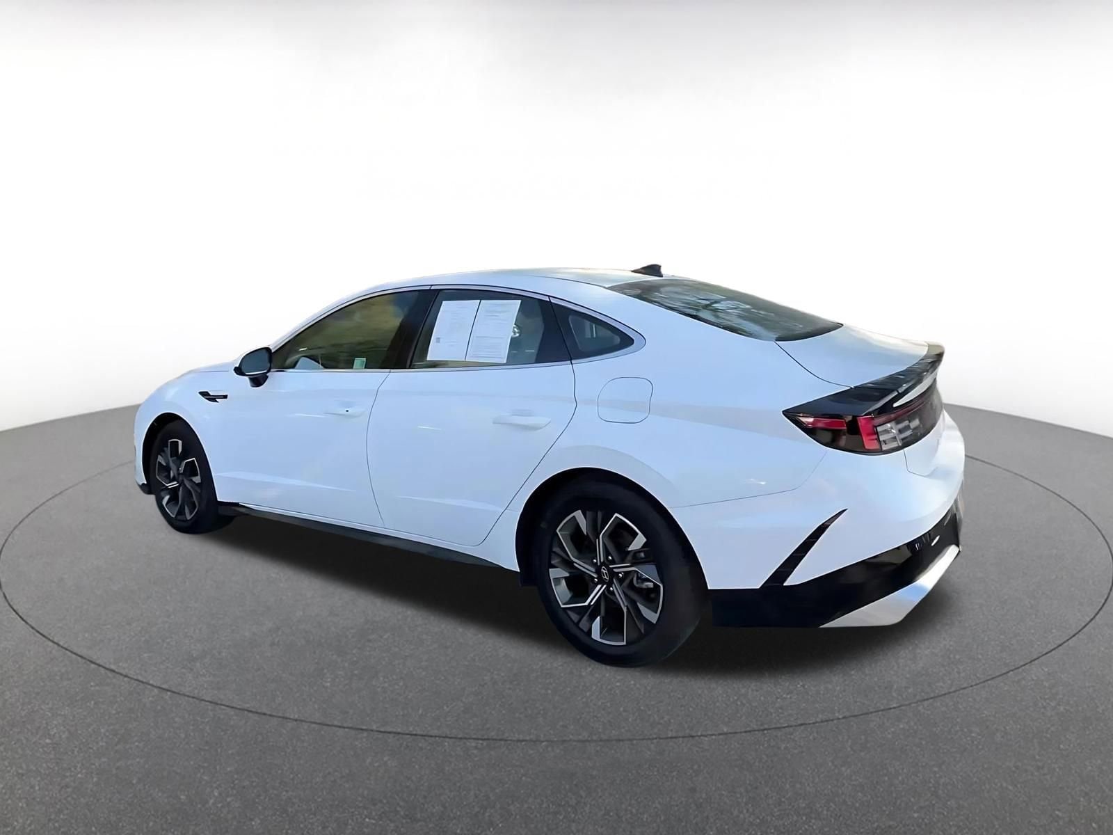 Thumbnail: 2025 Hyundai Sonata - 10