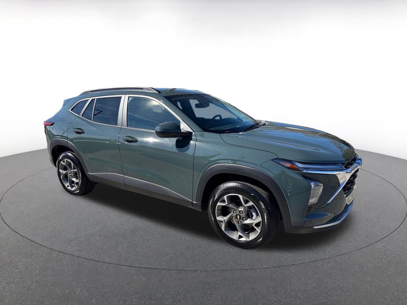 Thumbnail: 2025 Chevrolet Trax - 1