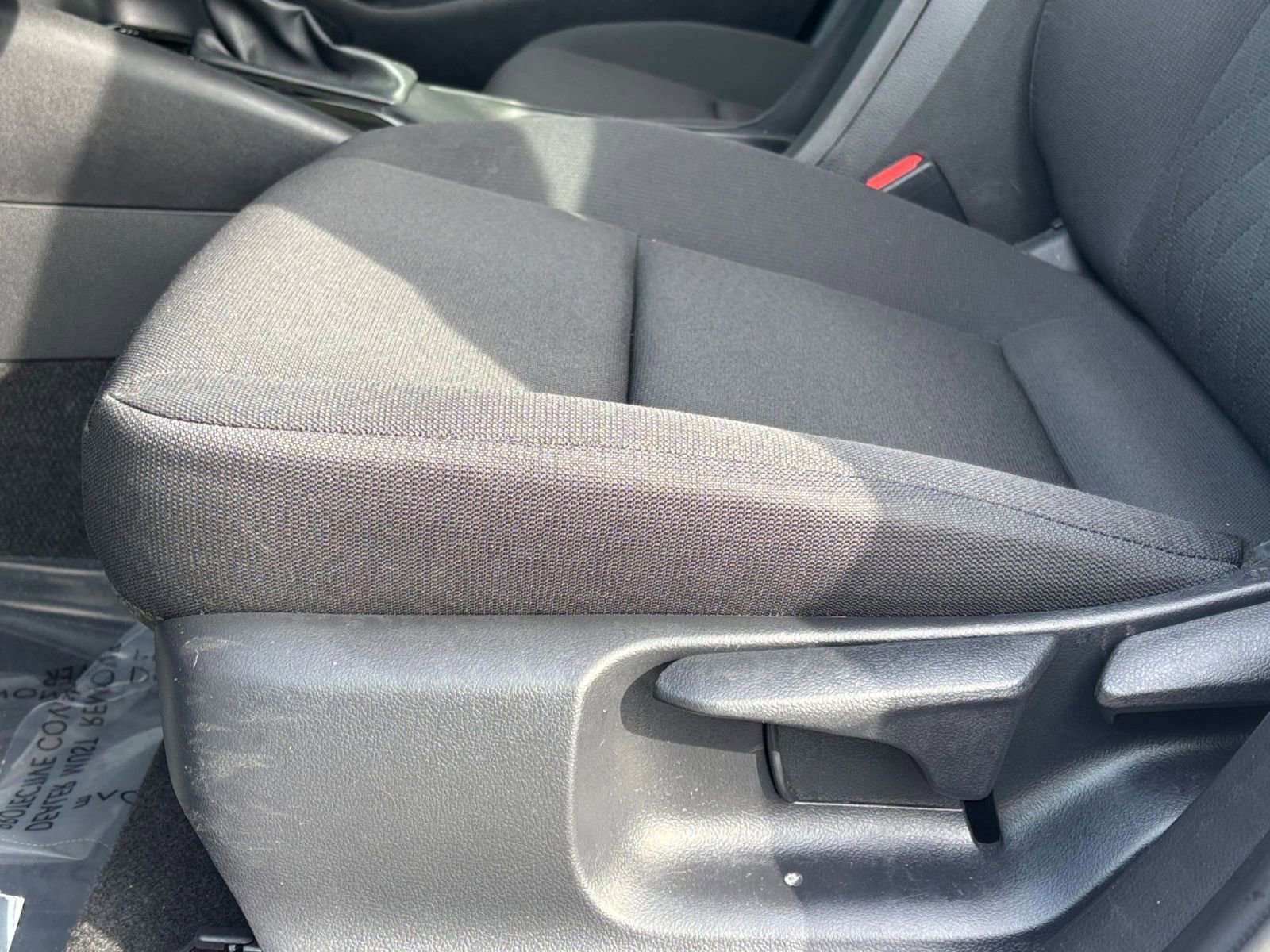 Thumbnail: 2025 Toyota Corolla - 27