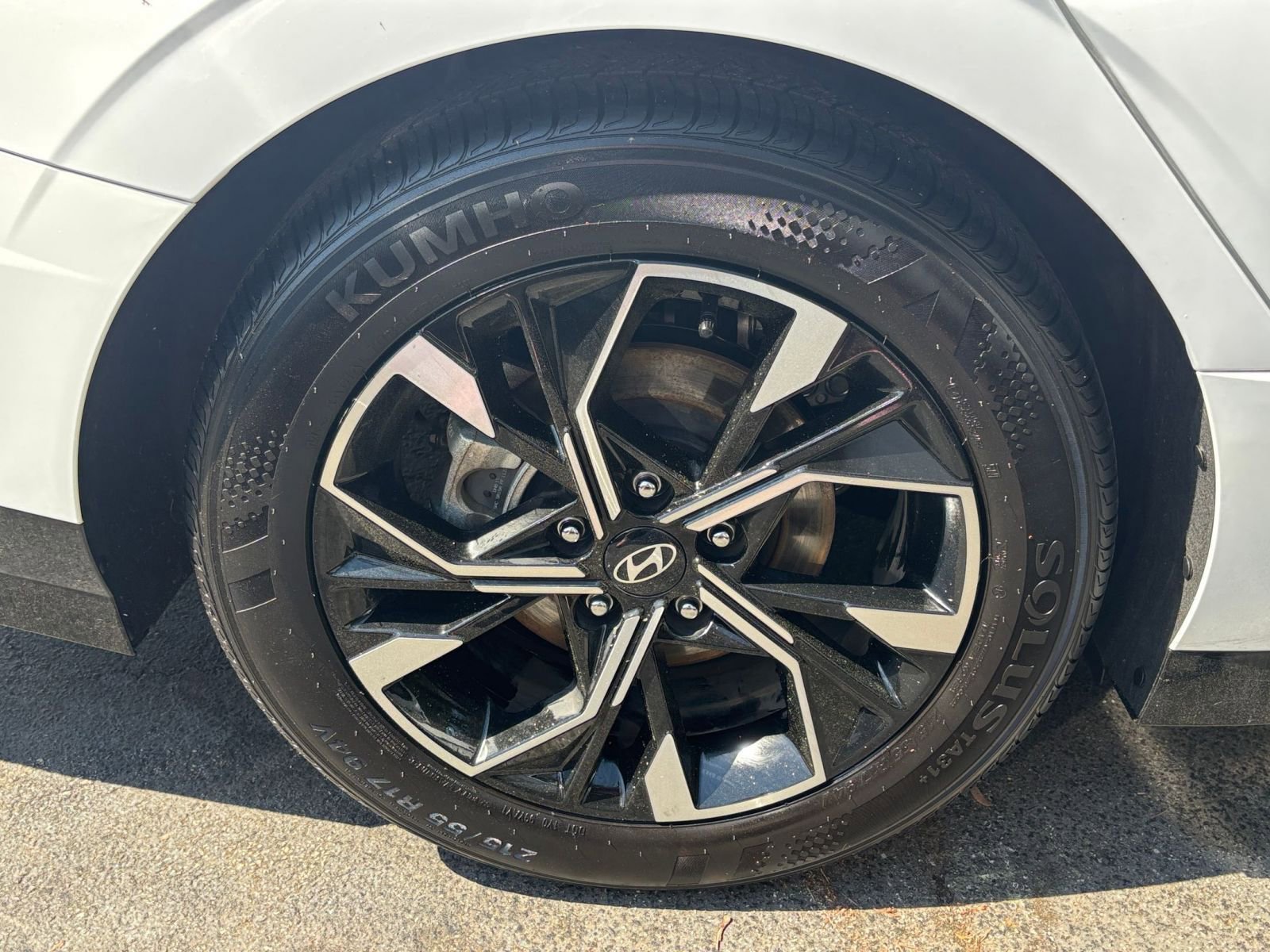 Thumbnail: 2024 Hyundai Sonata - 30