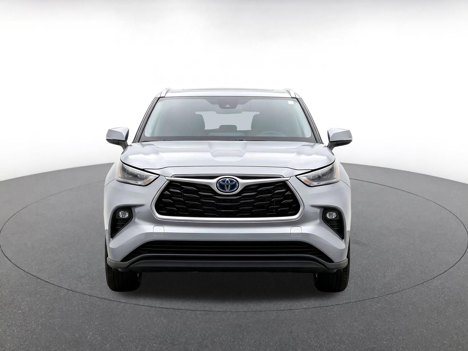 Thumbnail: 2025 Toyota Highlander - 2