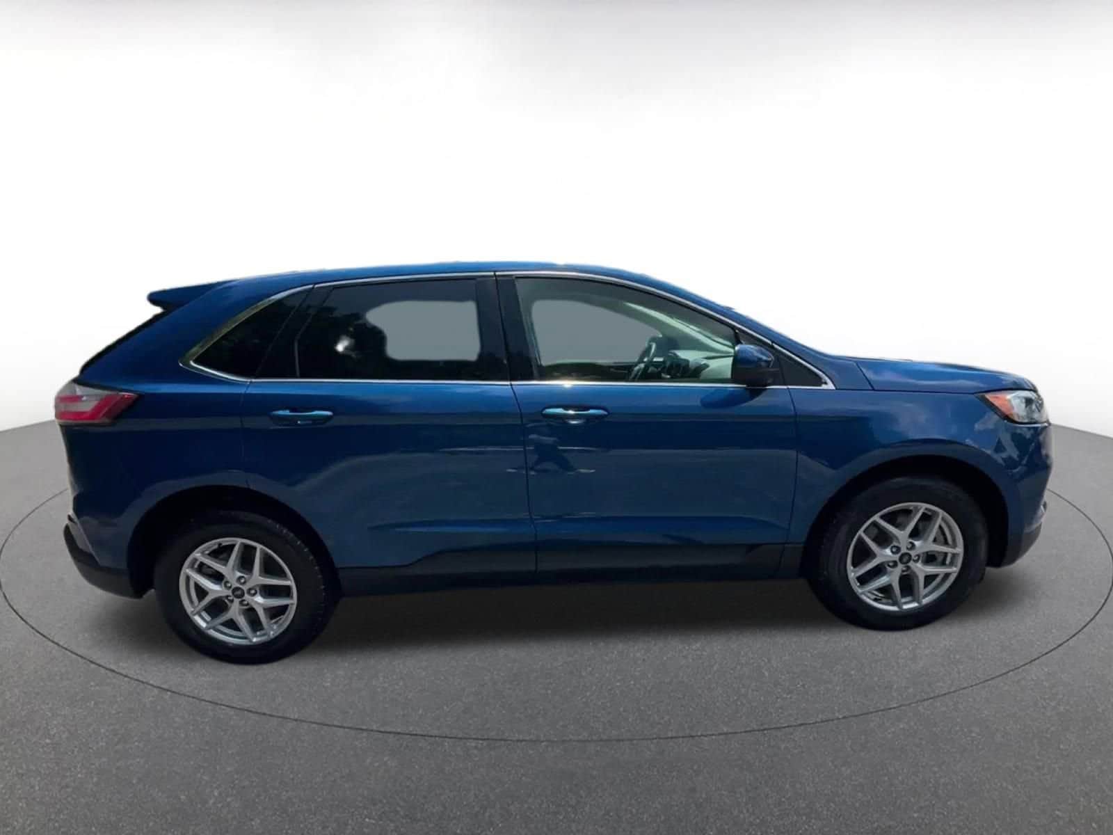 Thumbnail: 2024 Ford Edge - 16