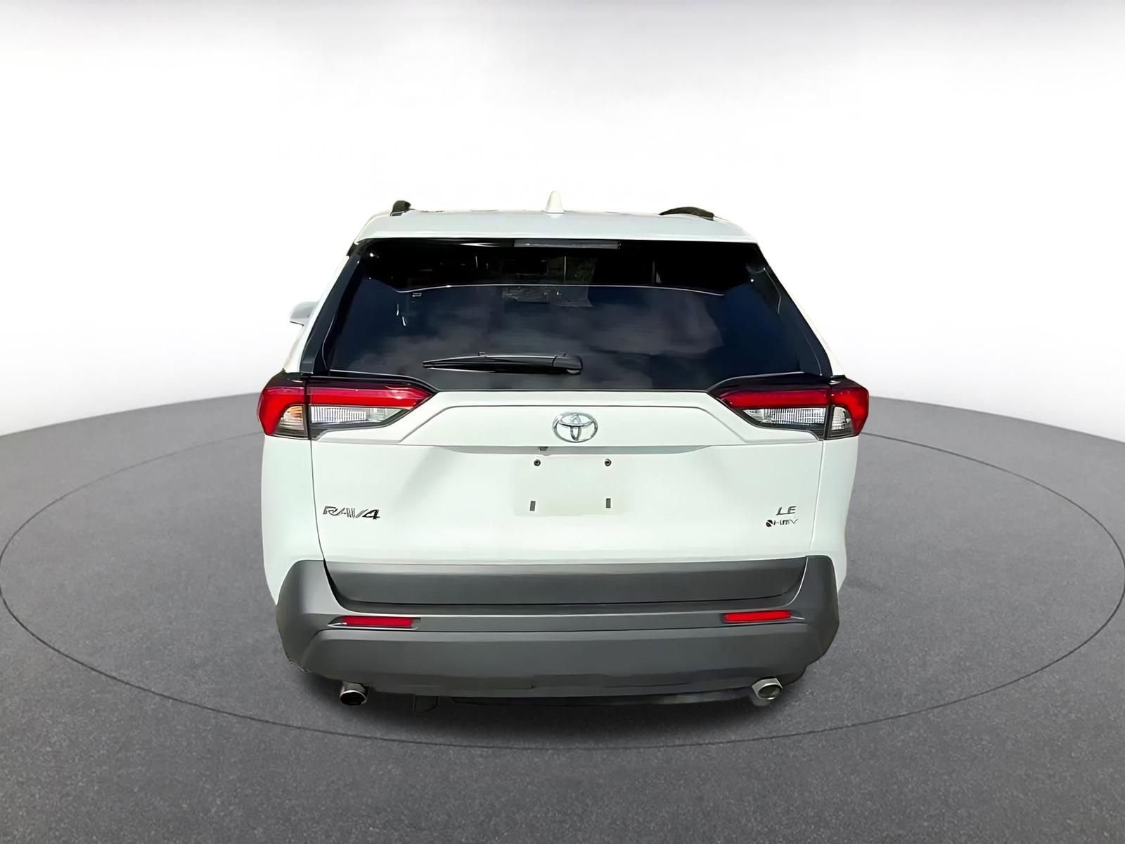 Thumbnail: 2025 Toyota RAV4 - 12