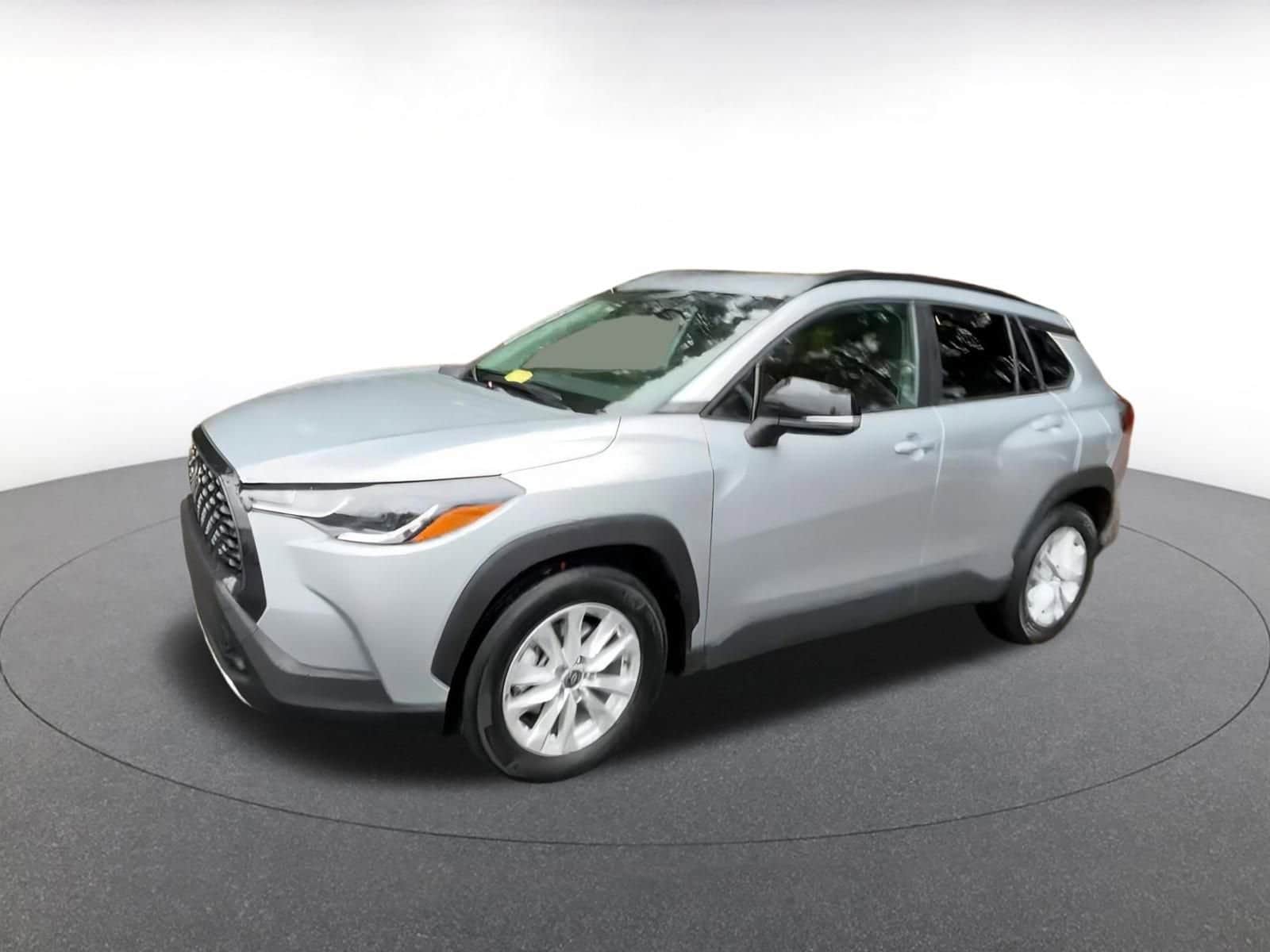 Thumbnail: 2025 Toyota Corolla Cross - 8