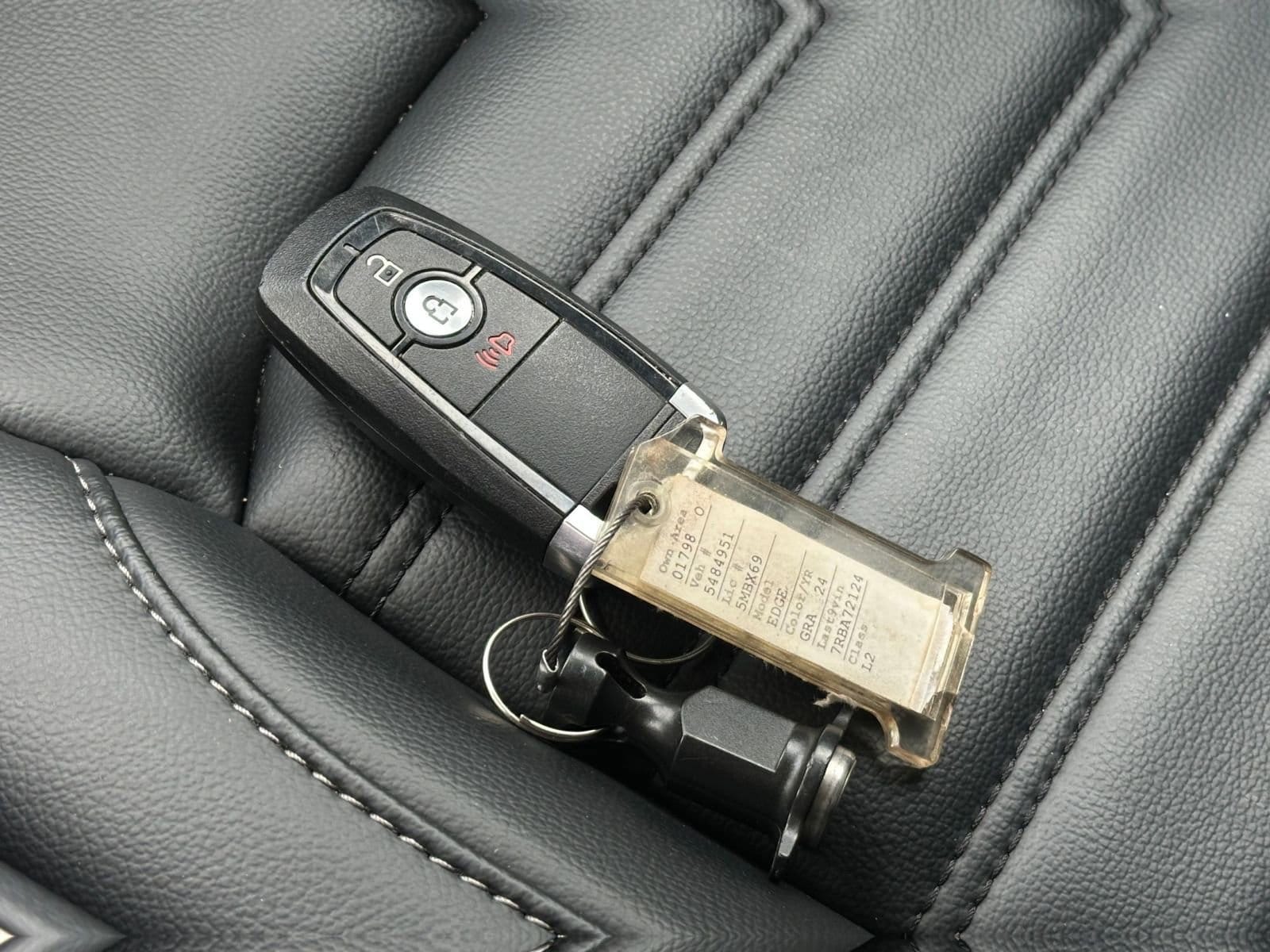 Thumbnail: 2024 Ford Edge - 22