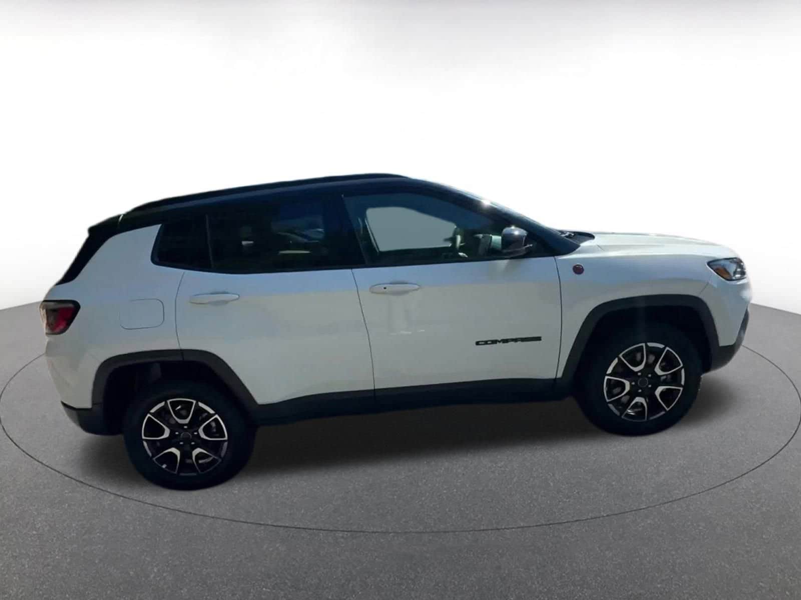 Thumbnail: 2025 Jeep Compass - 16