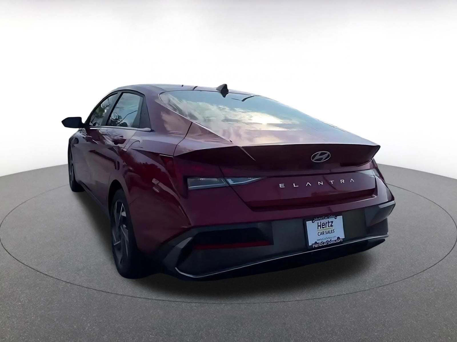 Thumbnail: 2025 Hyundai Elantra - 11