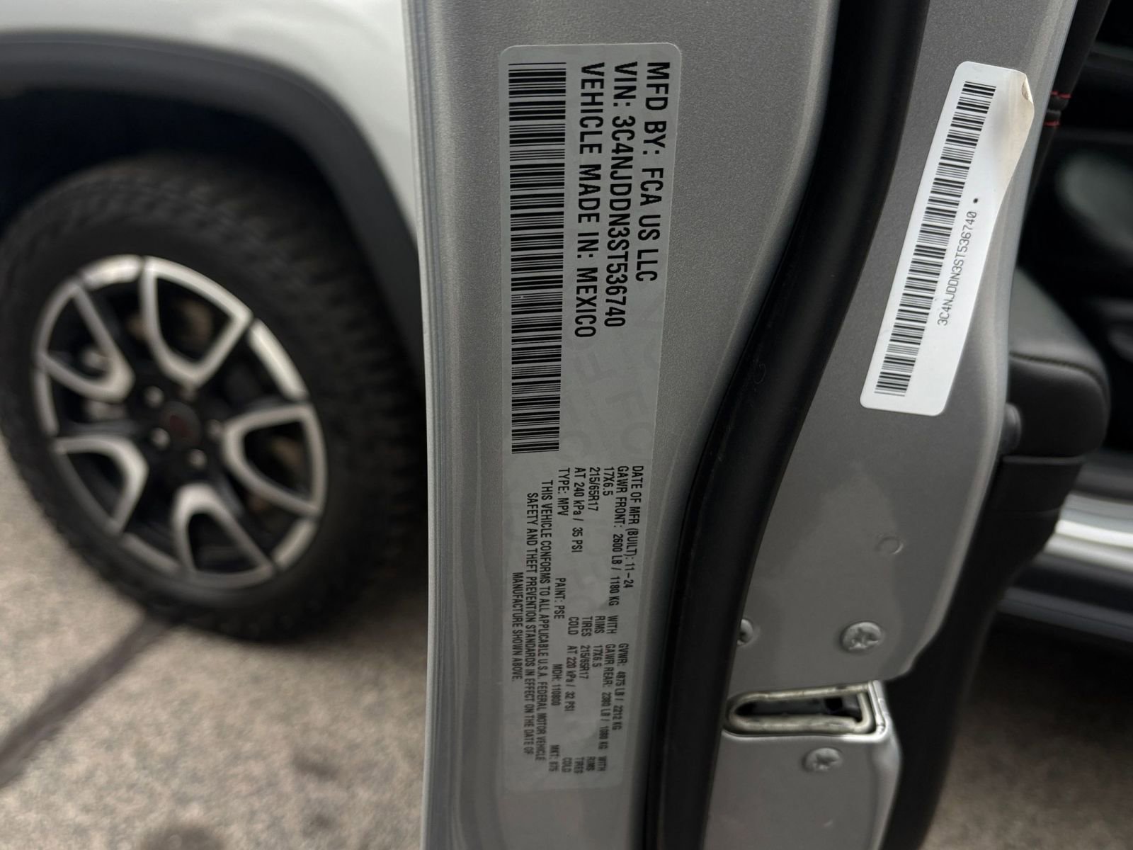 Thumbnail: 2025 Jeep Compass - 32