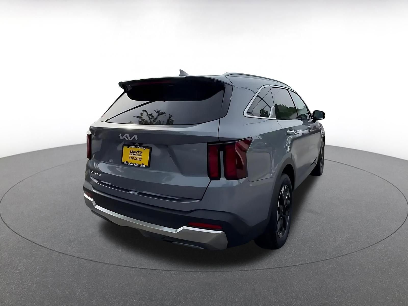 Thumbnail: 2024 Kia Sorento - 15