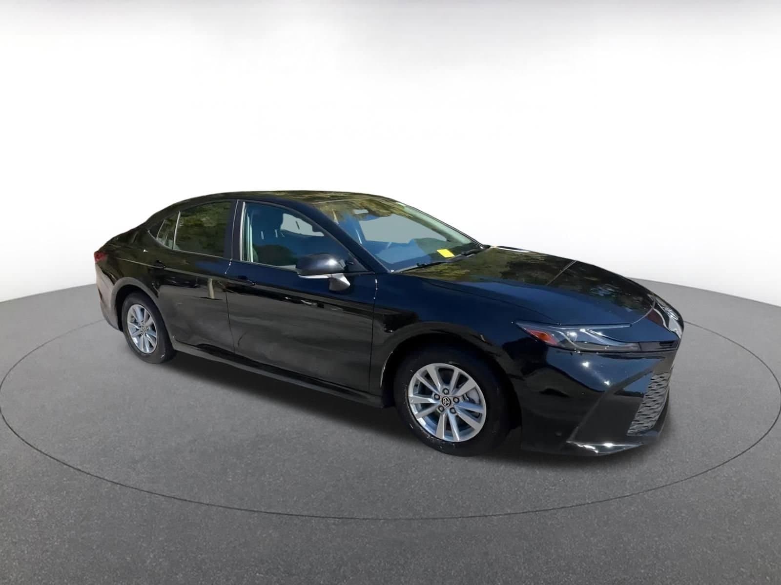 Thumbnail: 2025 Toyota Camry - 2