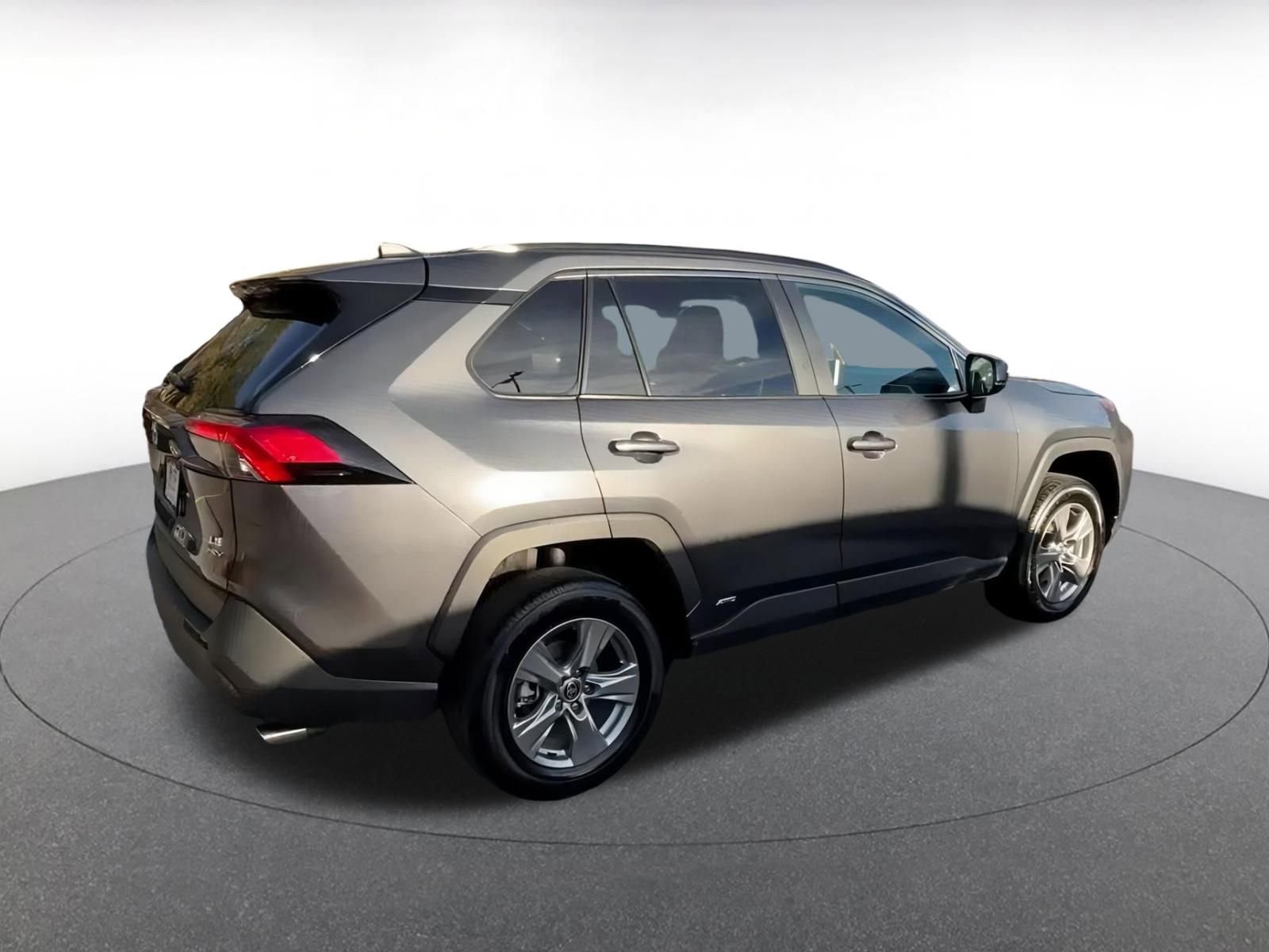 Thumbnail: 2025 Toyota RAV4 - 15