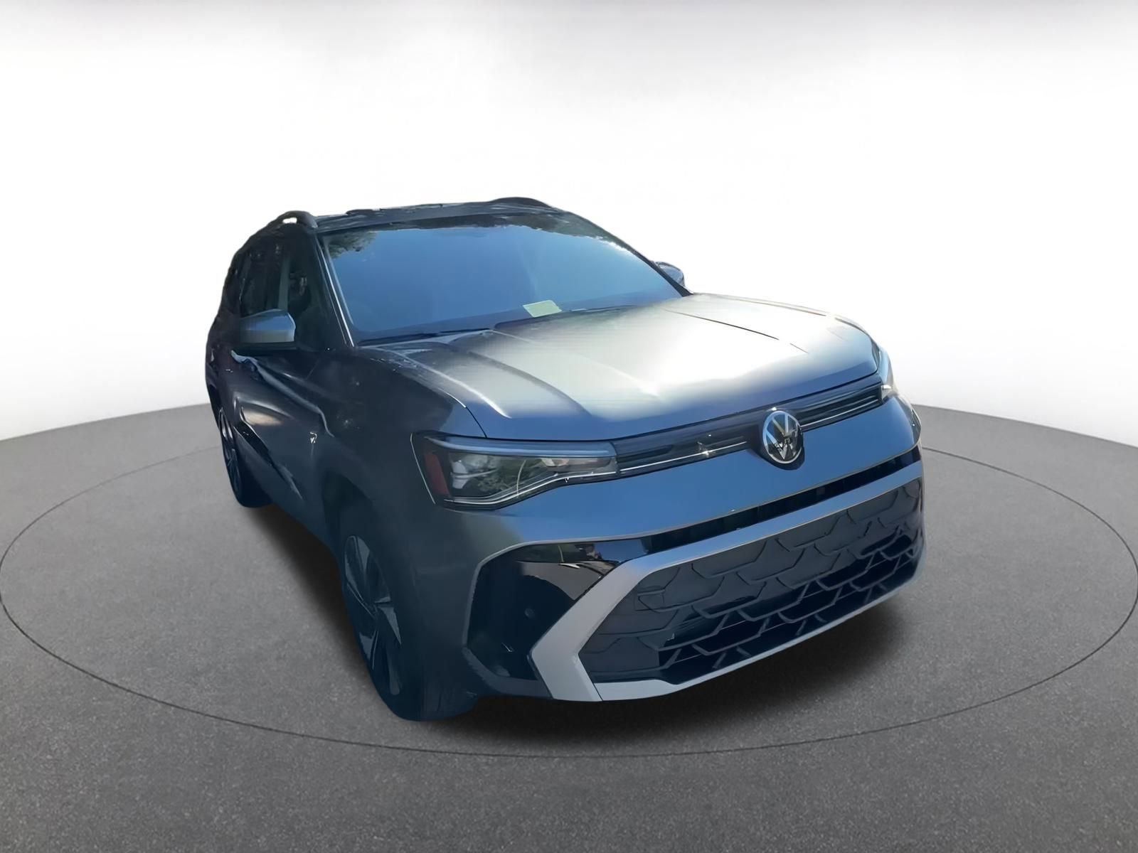 Thumbnail: 2025 Volkswagen Taos - 3