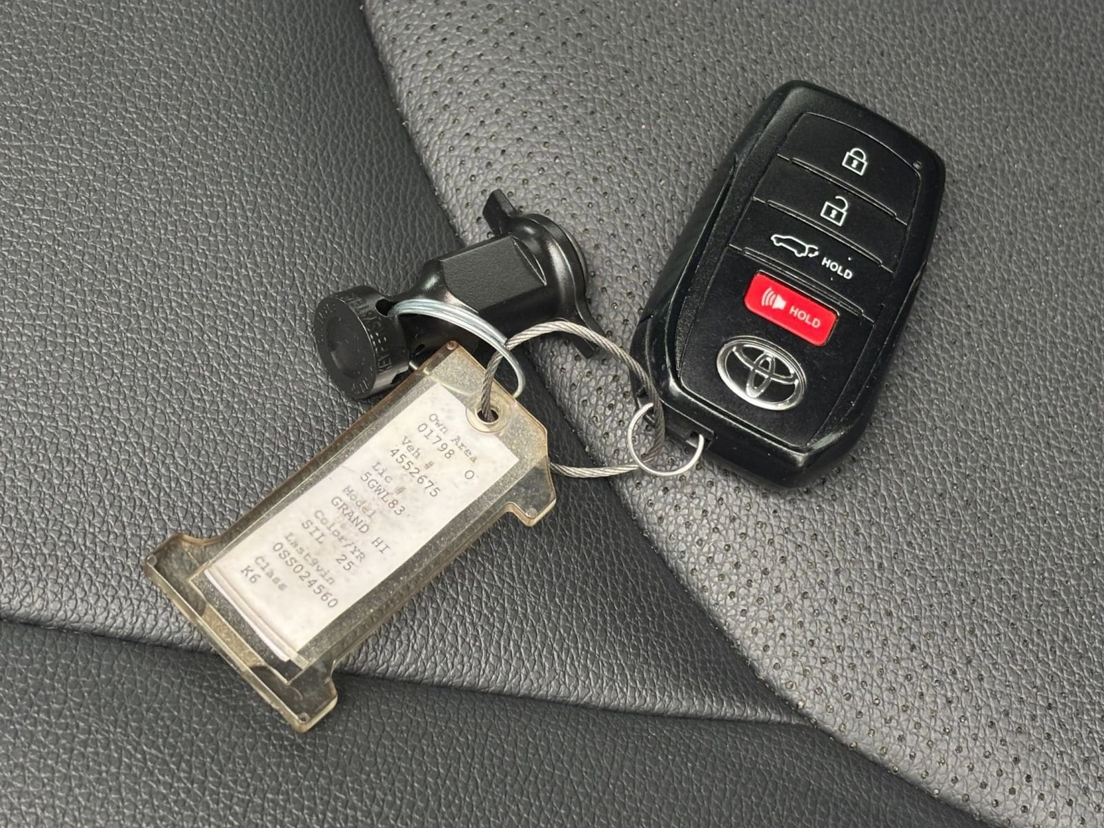 Thumbnail: 2025 Toyota Grand Highlander - 23