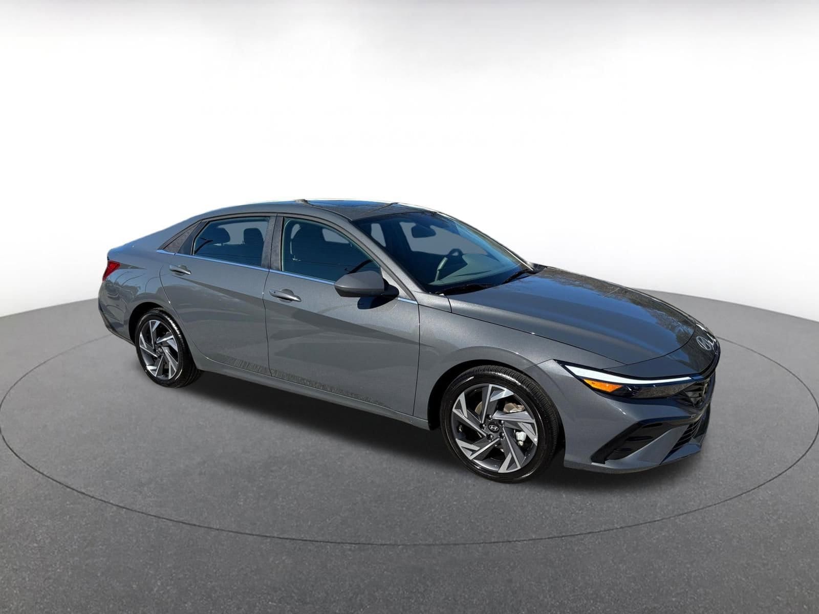 Thumbnail: 2025 Hyundai Elantra - 1