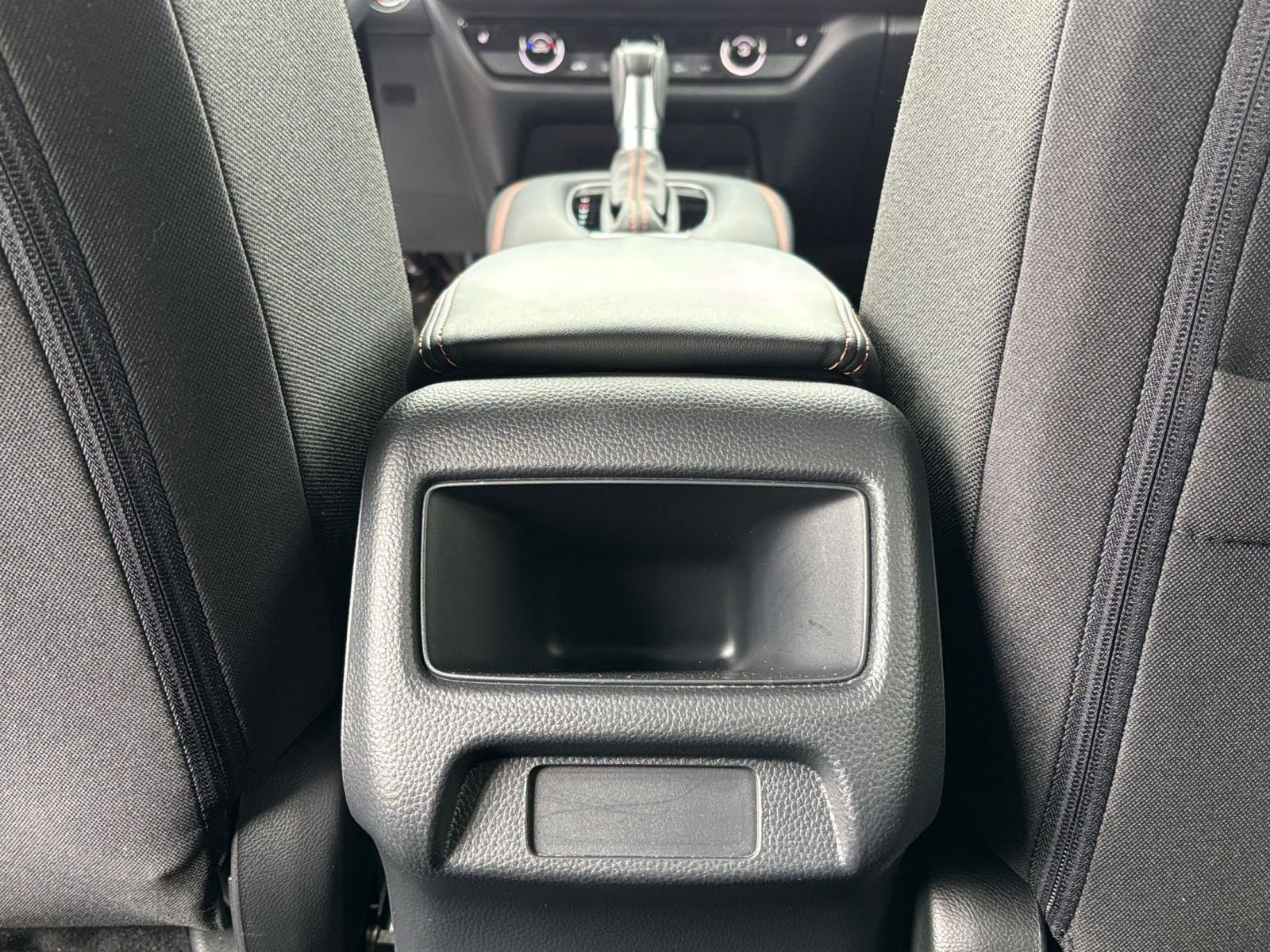 Thumbnail: 2025 Honda HR-V - 24