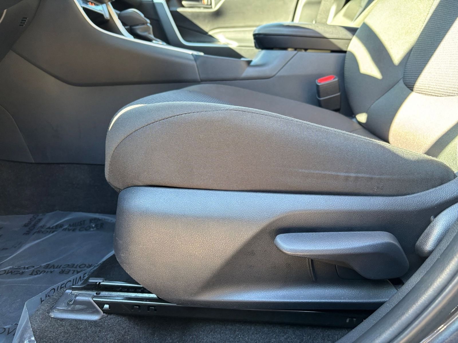 Thumbnail: 2025 Toyota RAV4 - 23