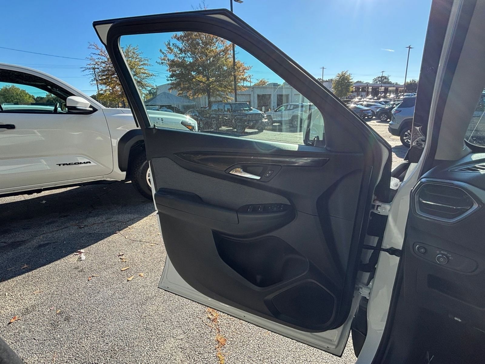 Thumbnail: 2025 Chevrolet TrailBlazer - 20