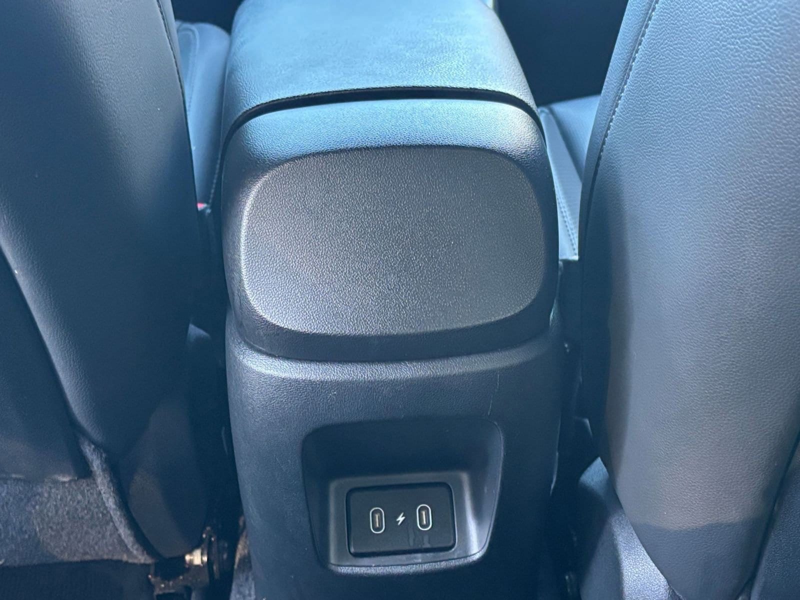 Thumbnail: 2025 Hyundai Elantra - 24