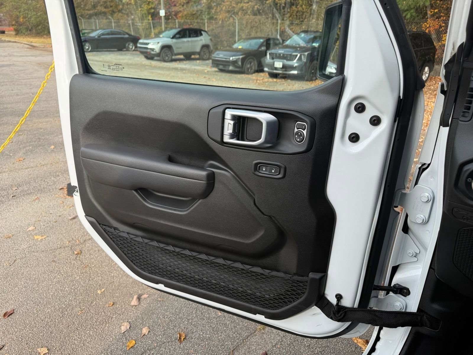 Thumbnail: 2025 Jeep Wrangler - 20