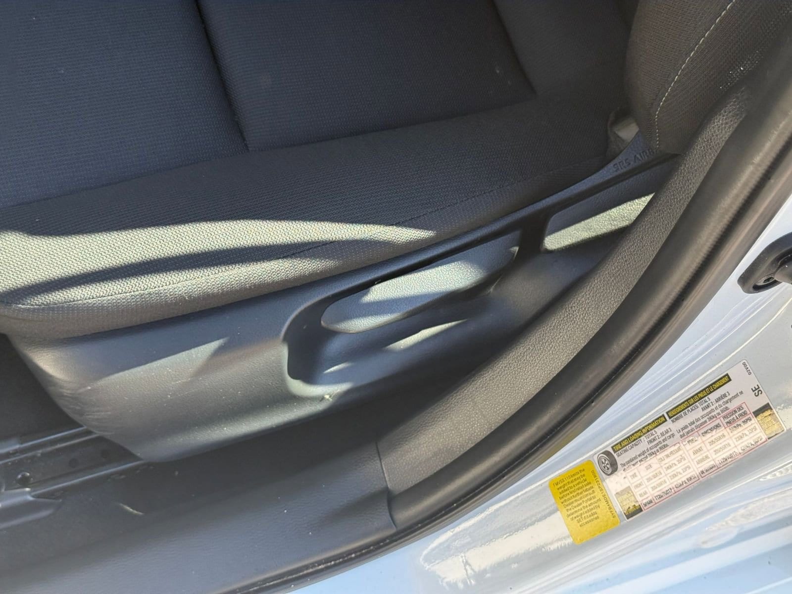 Thumbnail: 2025 Toyota Corolla - 23