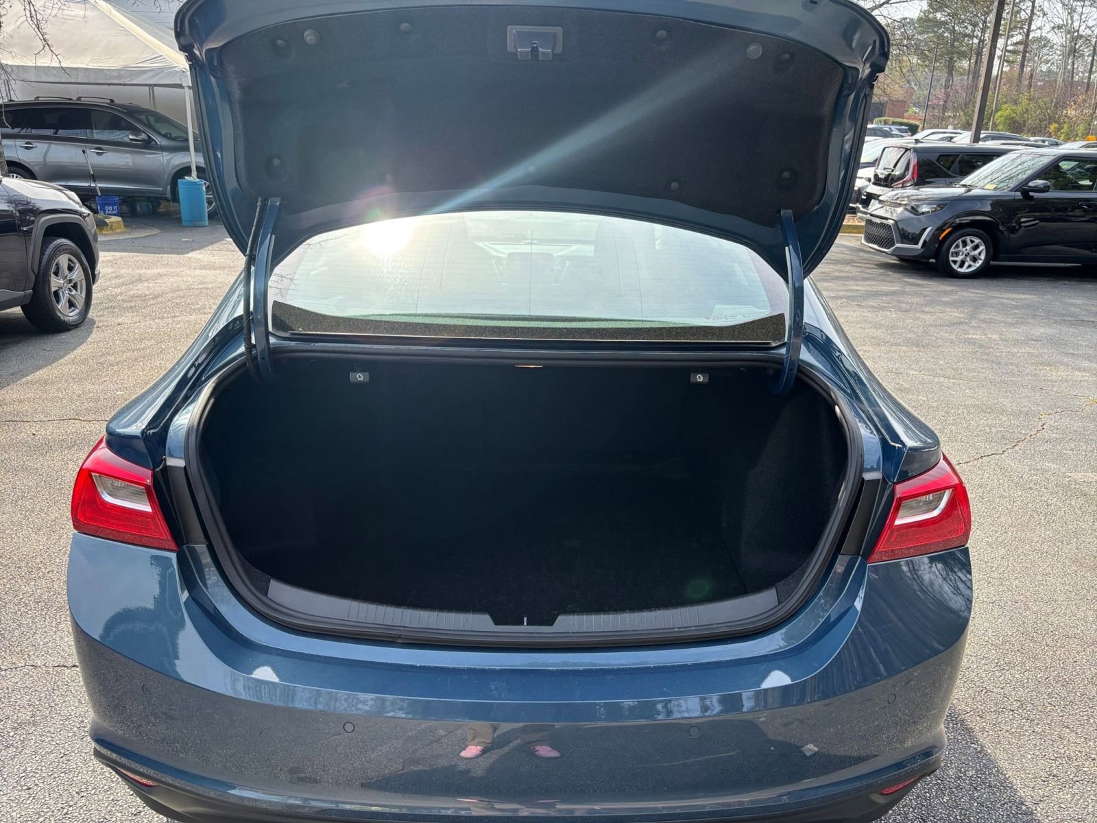 Thumbnail: 2024 Chevrolet Malibu - 33