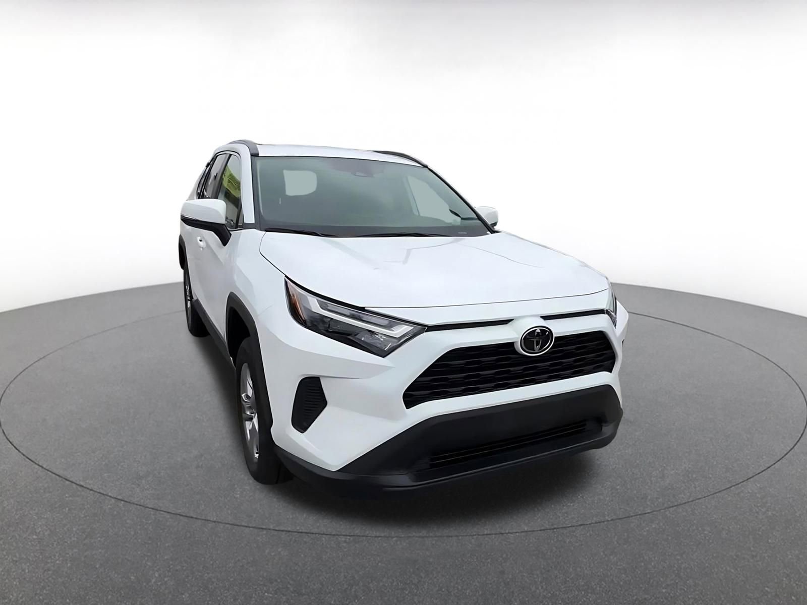 Thumbnail: 2025 Toyota RAV4 - 3