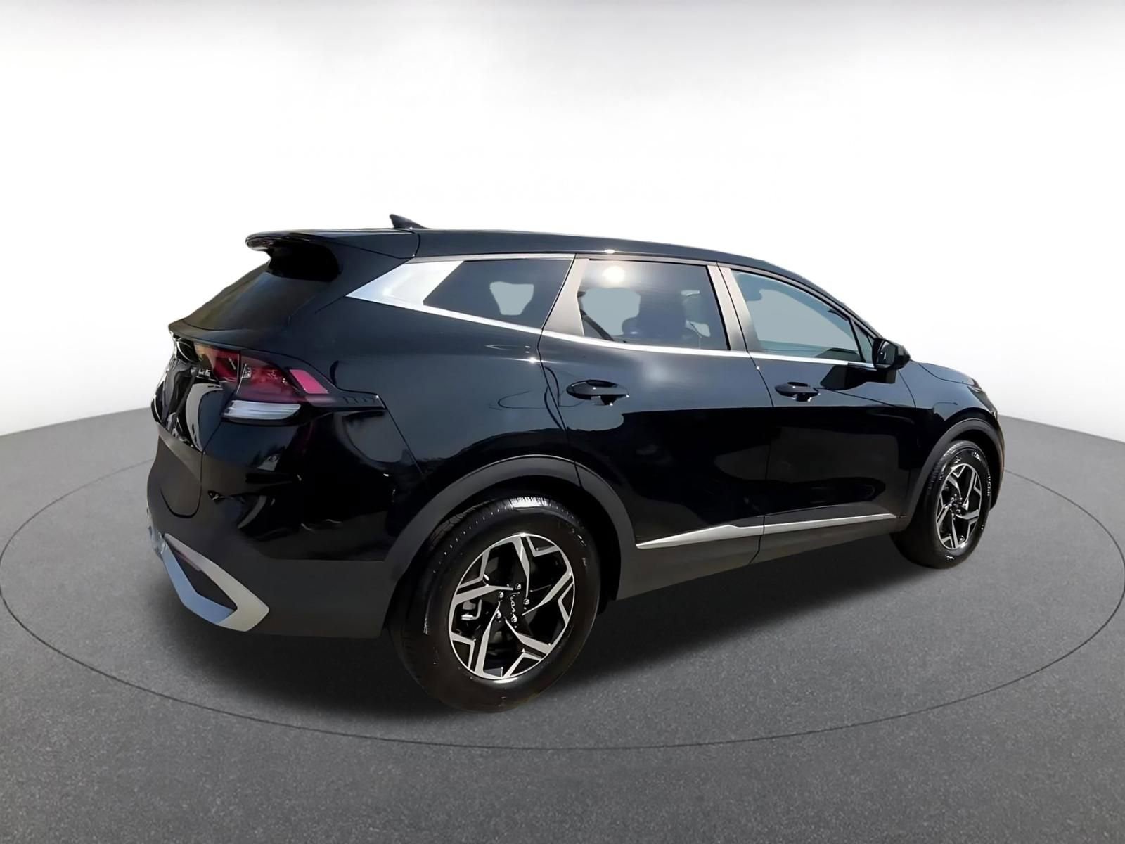 Thumbnail: 2025 Kia Sportage - 14