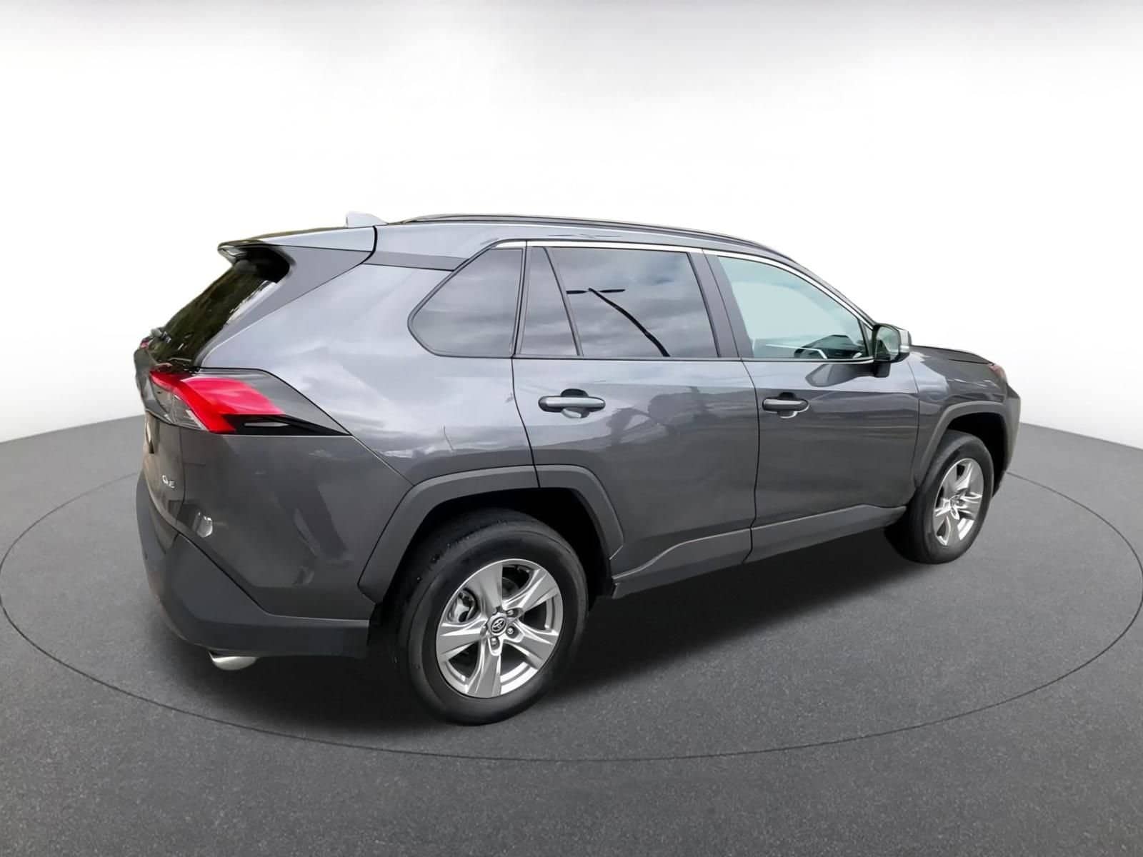 Thumbnail: 2025 Toyota RAV4 - 14