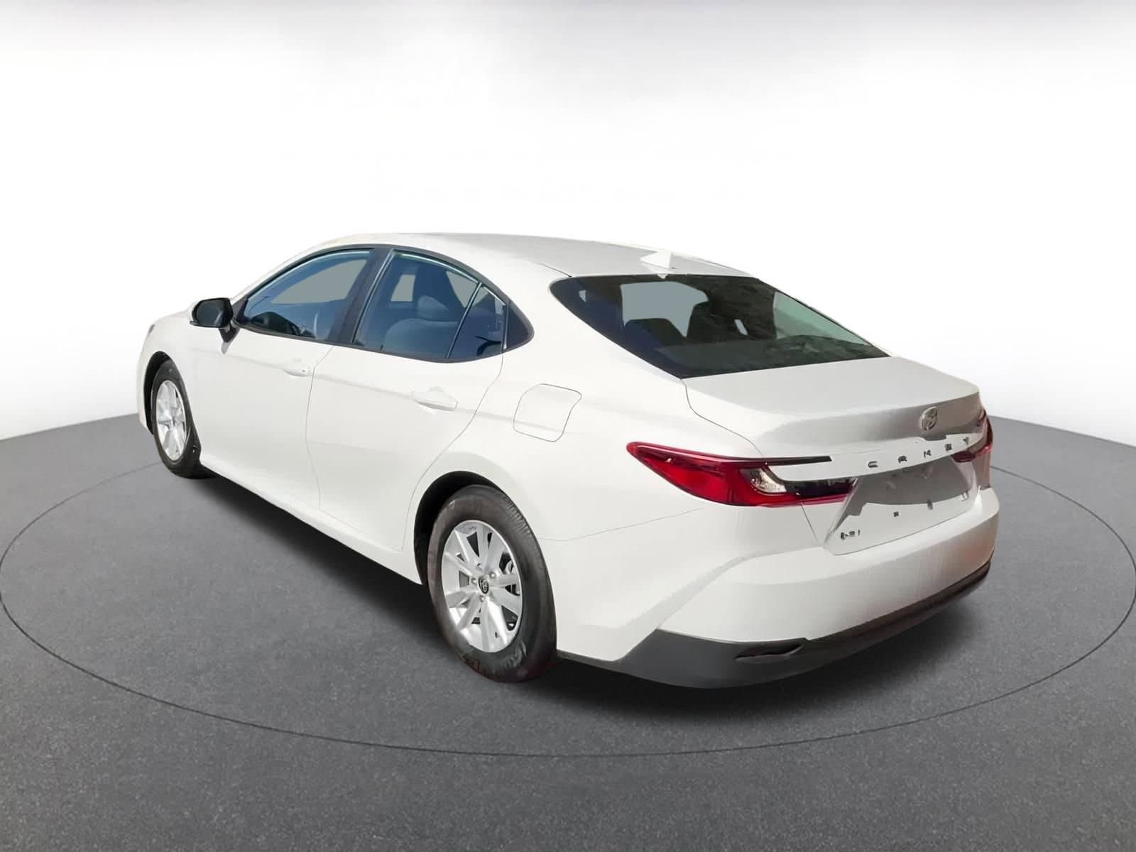 Thumbnail: 2025 Toyota Camry - 11