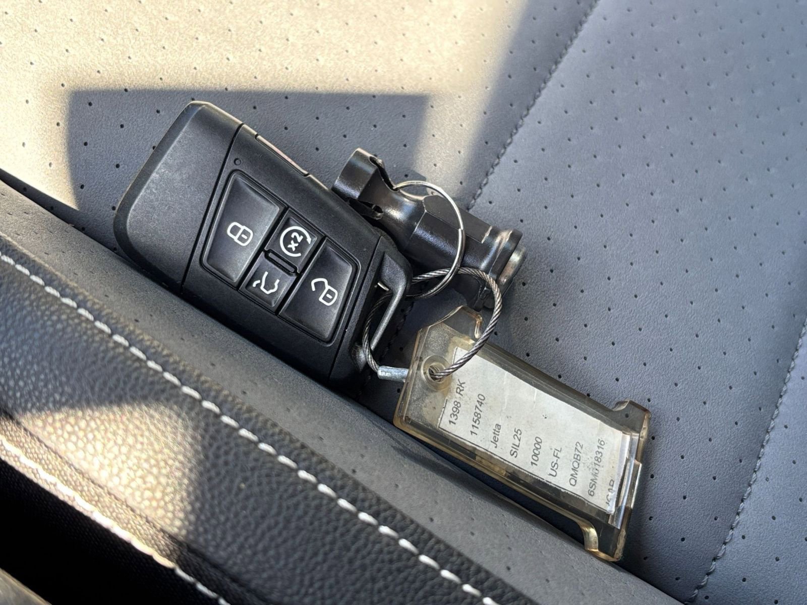 Thumbnail: 2025 Volkswagen Jetta - 22