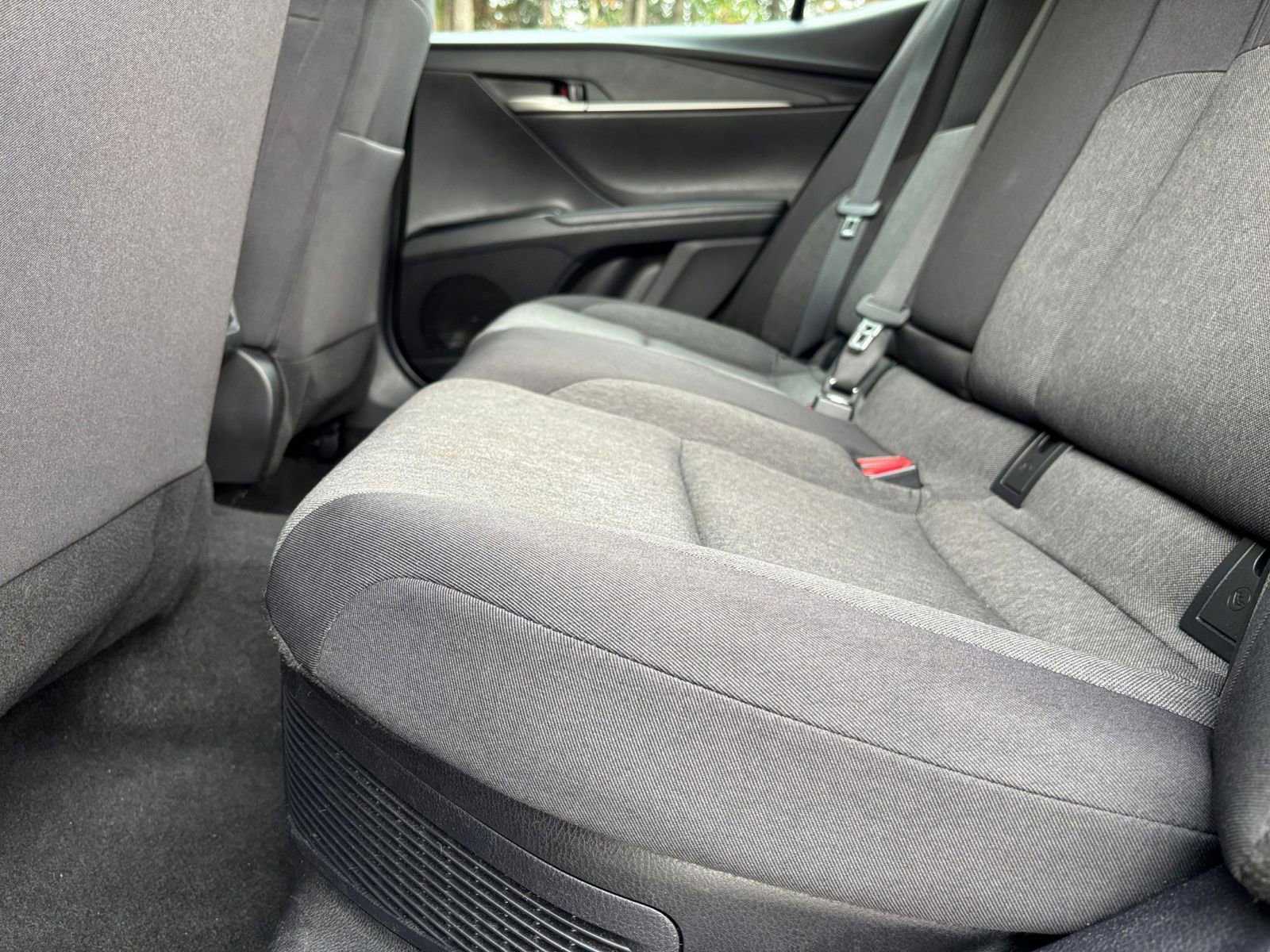 Thumbnail: 2025 Toyota Camry - 25