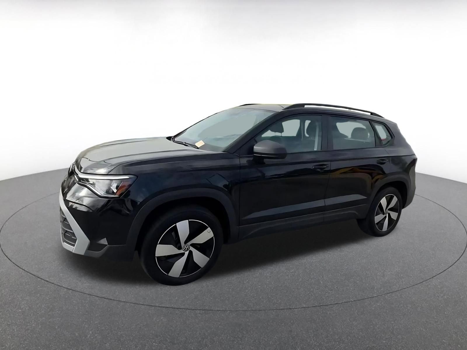 Thumbnail: 2025 Volkswagen Taos - 8