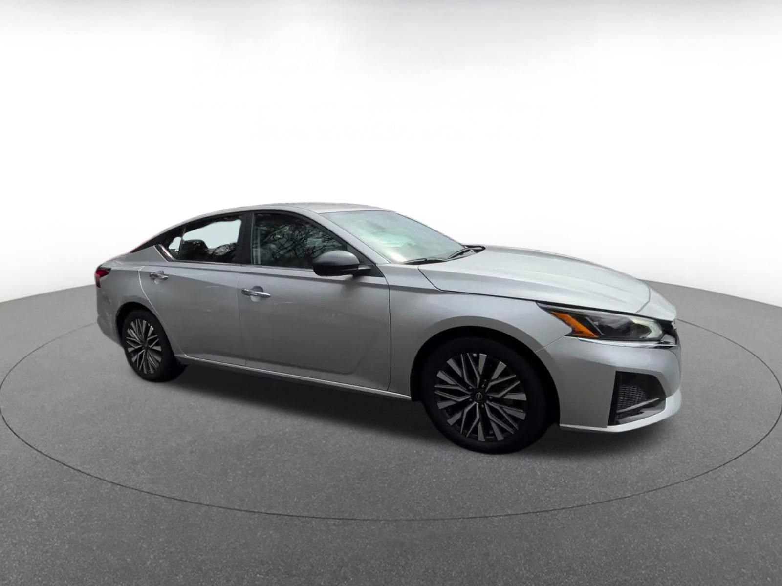 Thumbnail: 2025 Nissan Altima - 2