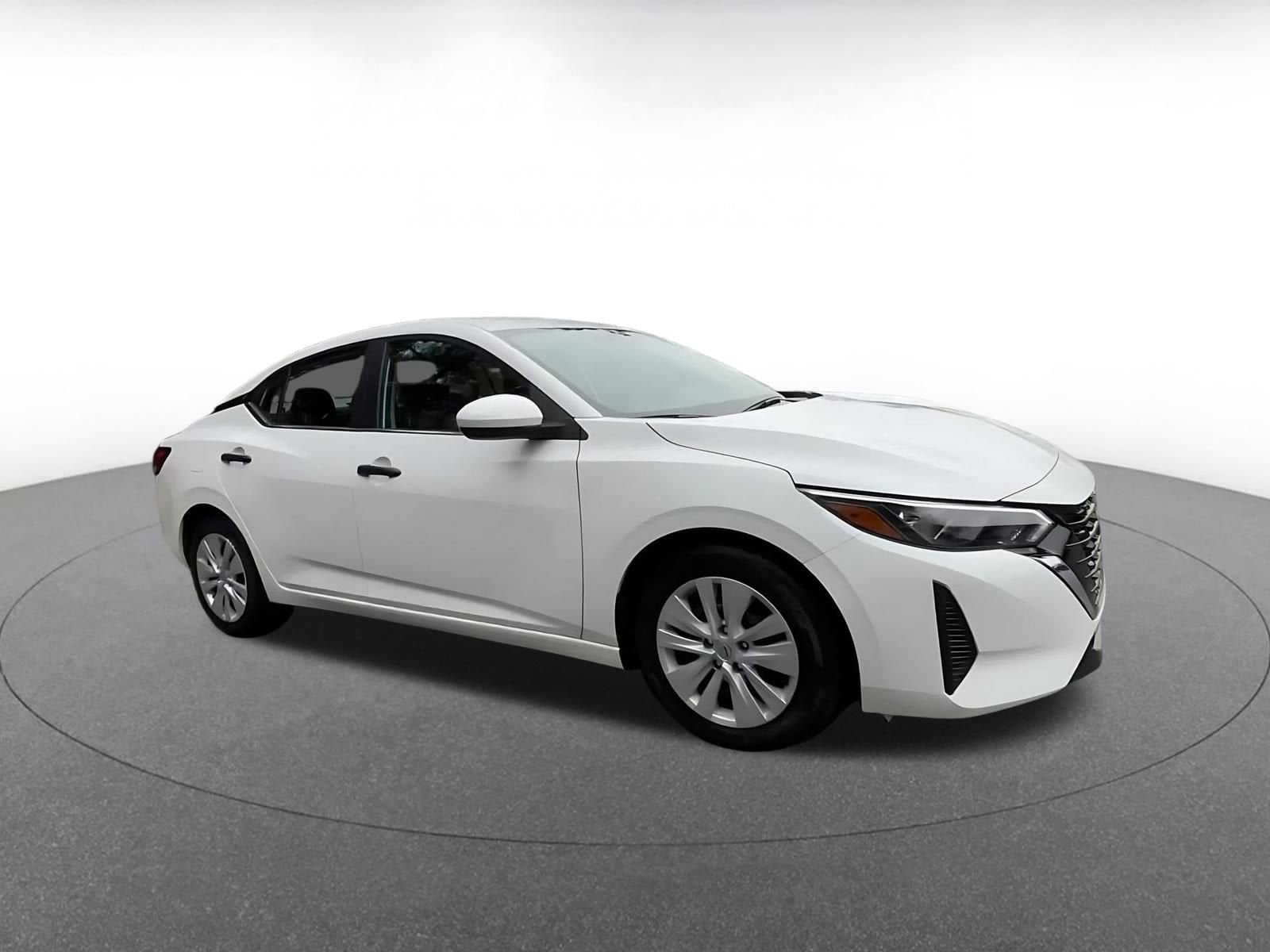 Thumbnail: 2025 Nissan Sentra - 2