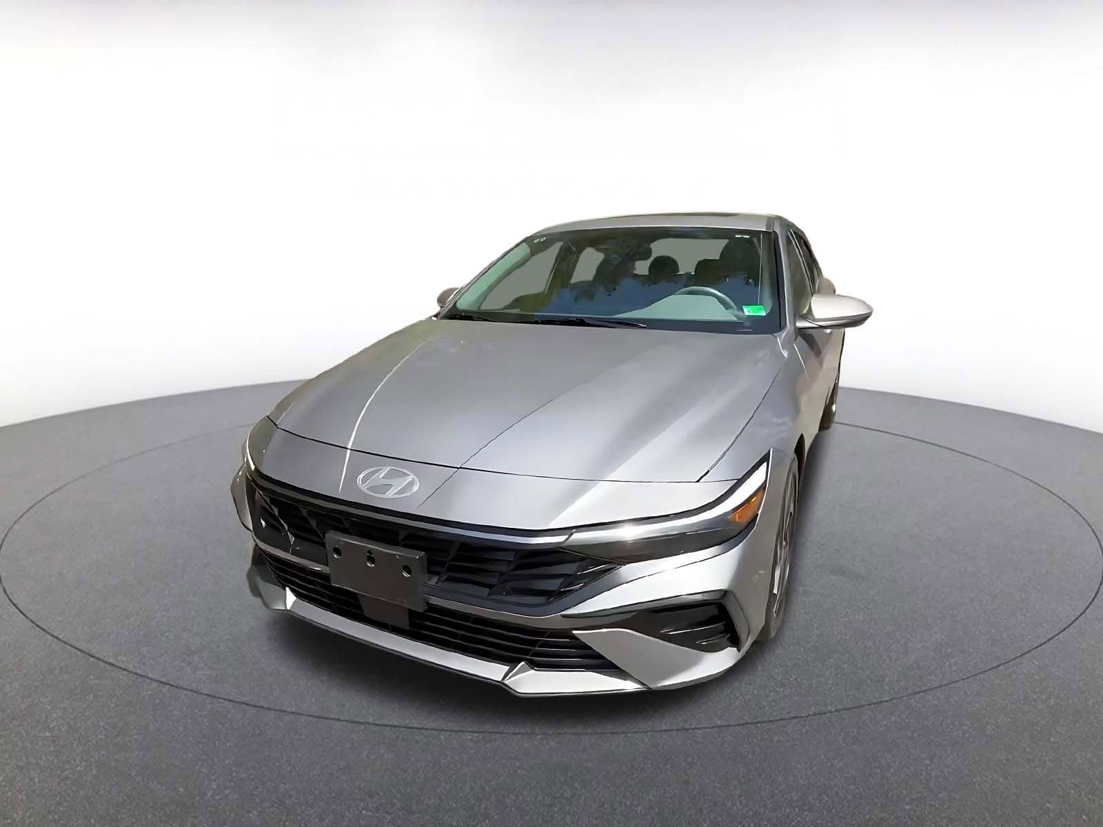 Thumbnail: 2025 Hyundai Elantra - 8