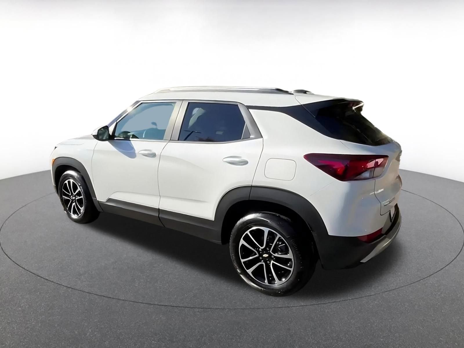 Thumbnail: 2025 Chevrolet TrailBlazer - 10