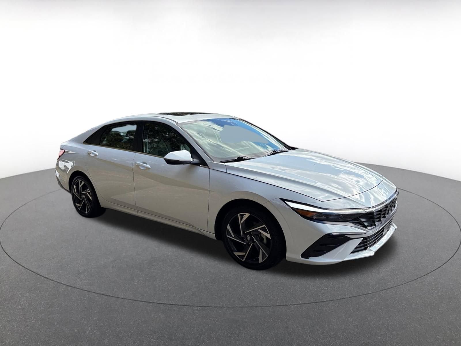 Thumbnail: 2025 Hyundai Elantra - 1